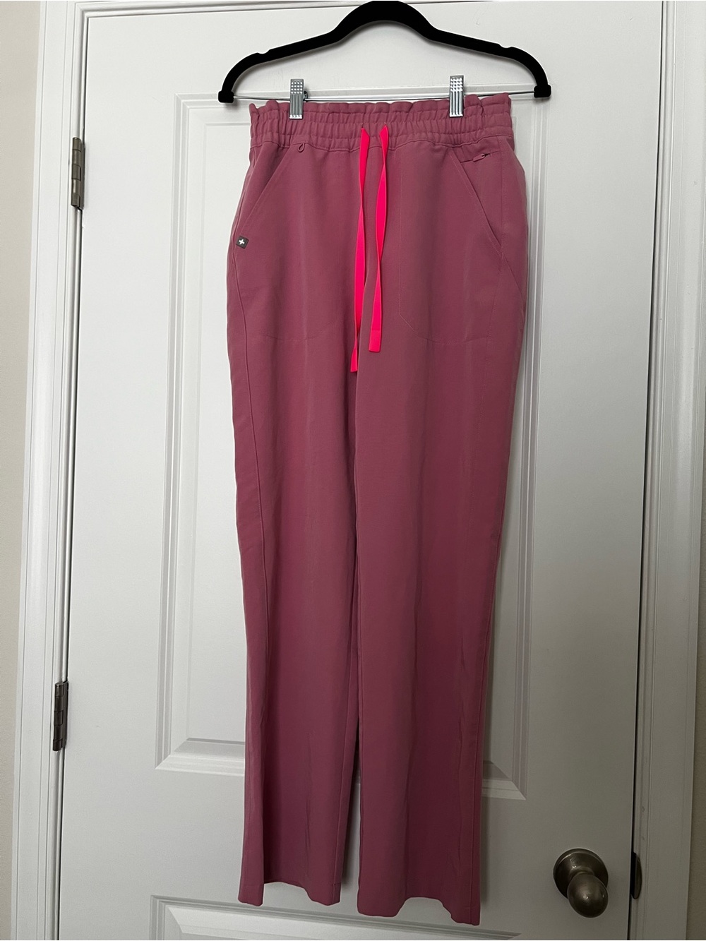 Figs Chalk Pink Davia Straight Leg Scrub Pants